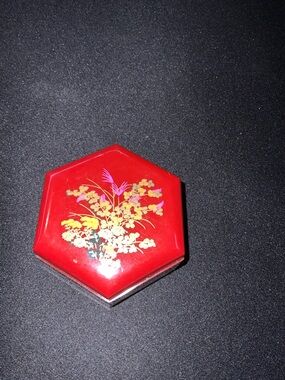 Red Hexagonal Floral Lacquer Trinket Box